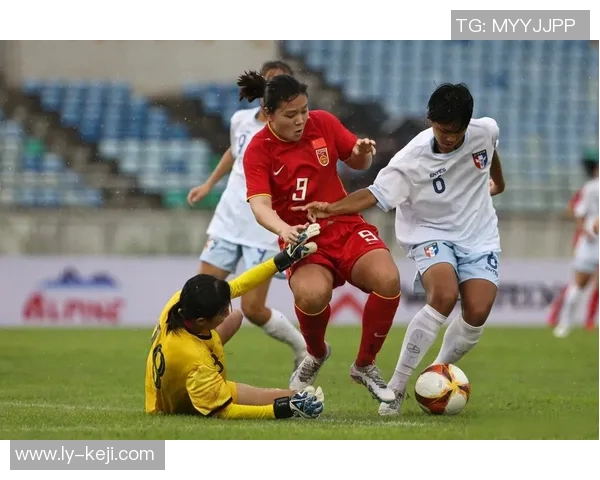 冰岛女足与奥地利女足激战正酣谁能在国际赛场上笑到最后